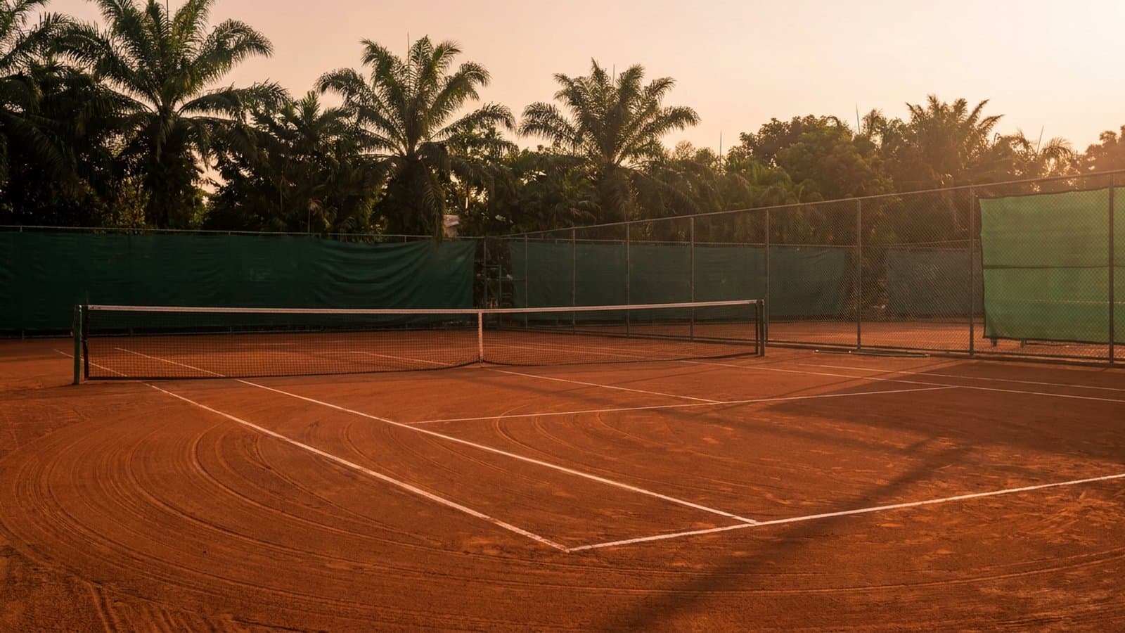 Tennis Courts in Lat Phrao Bangkok — Alpine, BEAT Discovery & More